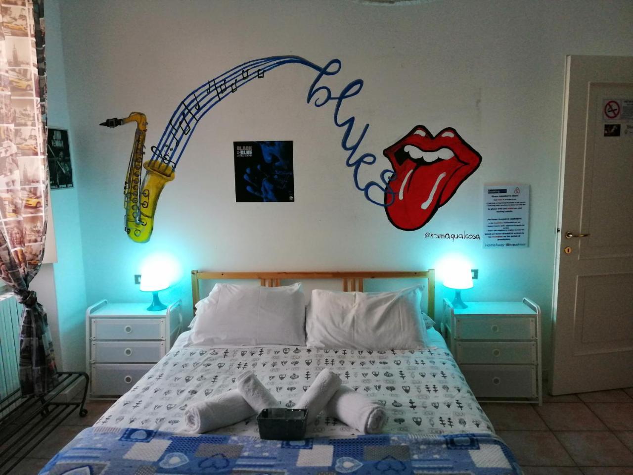 La Luna Blu In Old Town แบร์กาโม ภายนอก รูปภาพ